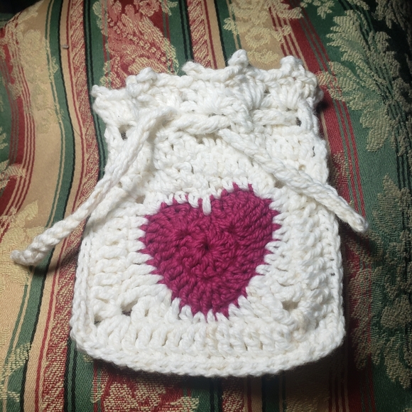 Hand Crafted Heart Granny Square Soap or Treat Bag - Picture 3 of 7